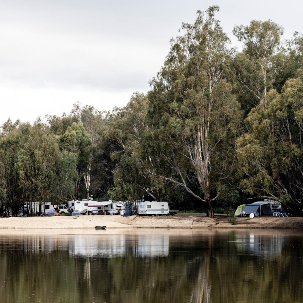 Camping Murray River